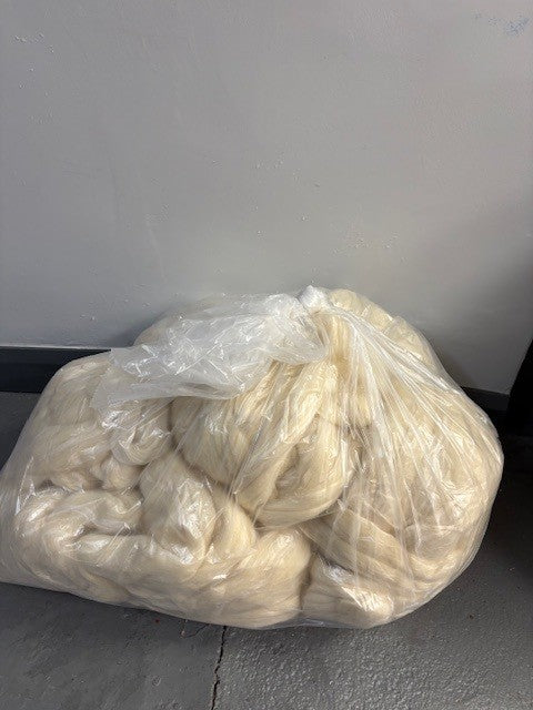 70% Blue Faced Leicester/ 30% Bleached Tussah Silk (5kg)