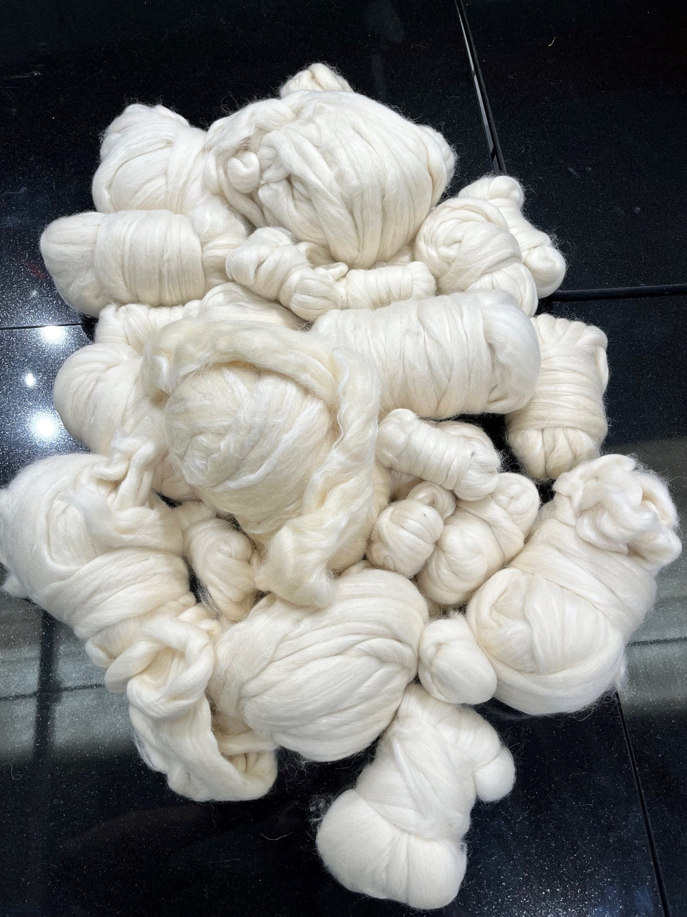 70% Blue Faced Leicester / 30% Kid Mohair Blend 5kg Bag