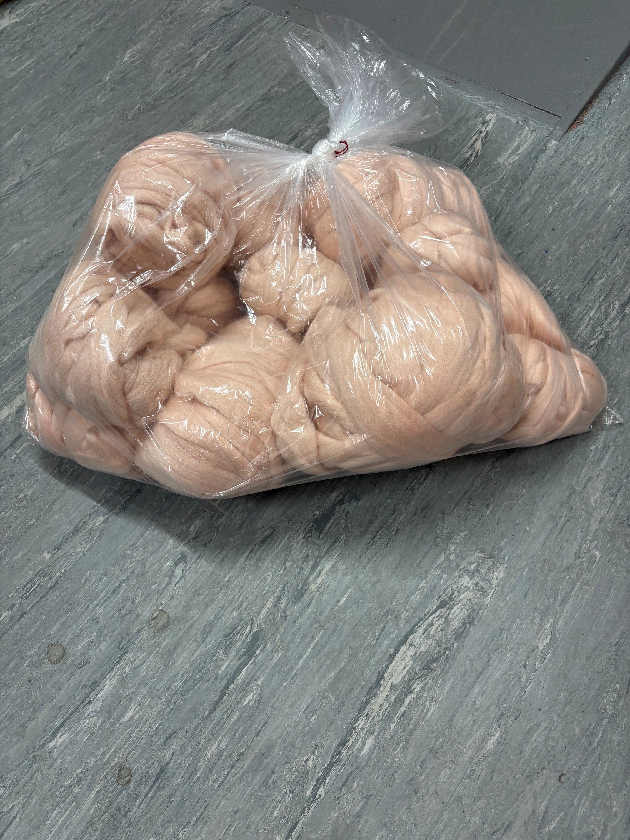 100% Dyed Corriedale Creamy Pink (5kg)