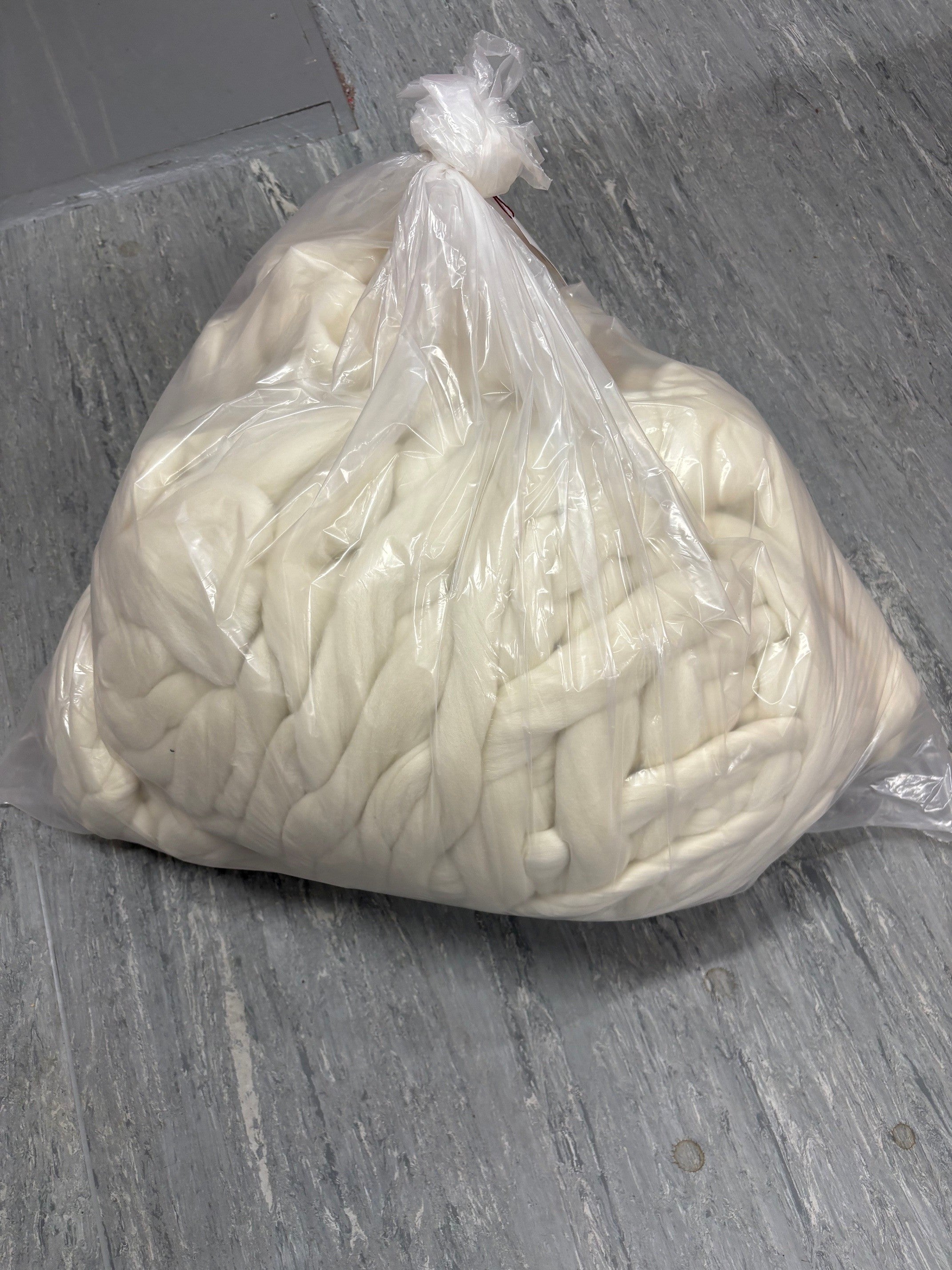 100% Dyed Superfine Merino Cream (5kg)