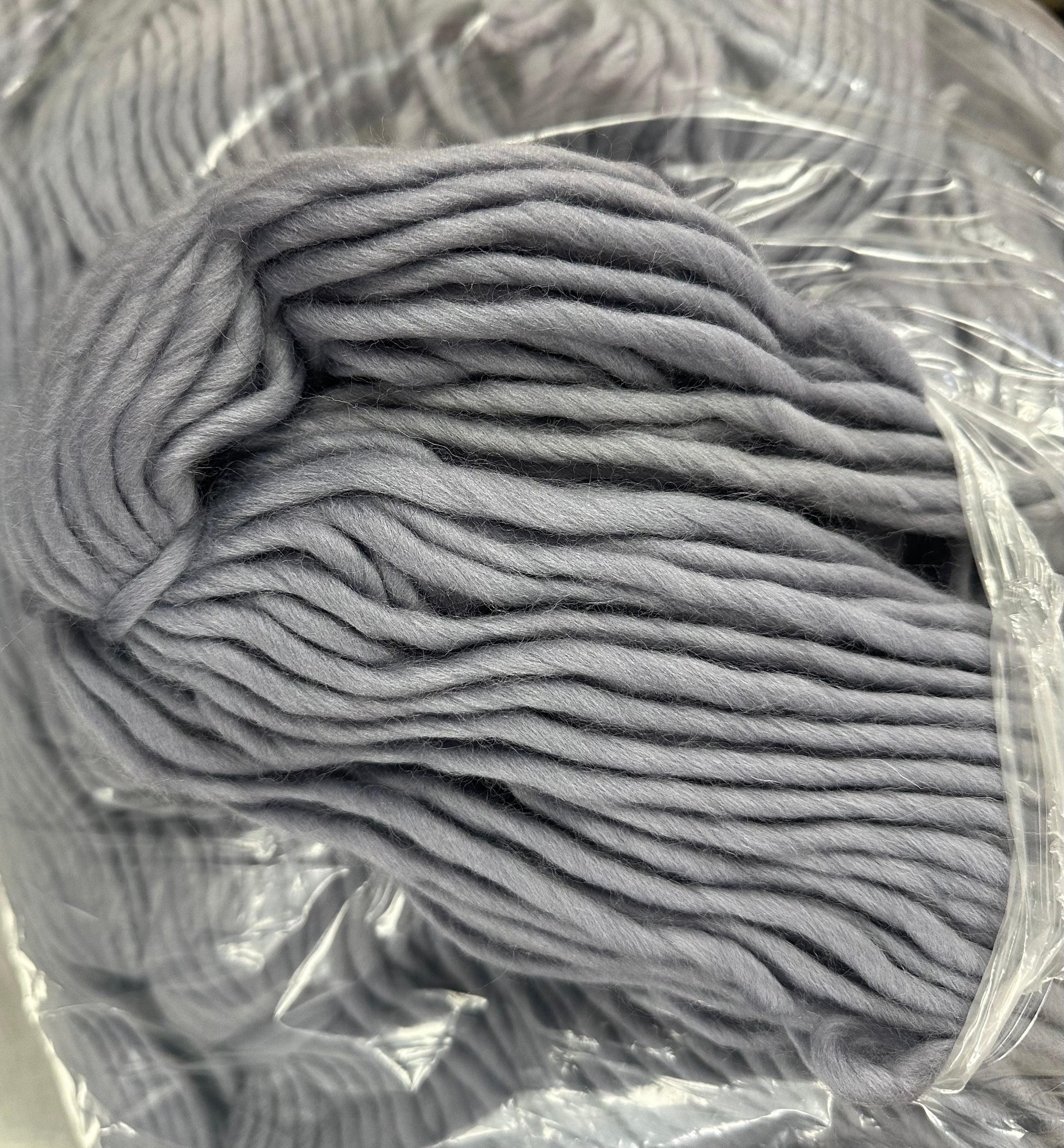 Super Chunky Yarn Grey 200g Hanks 10kg