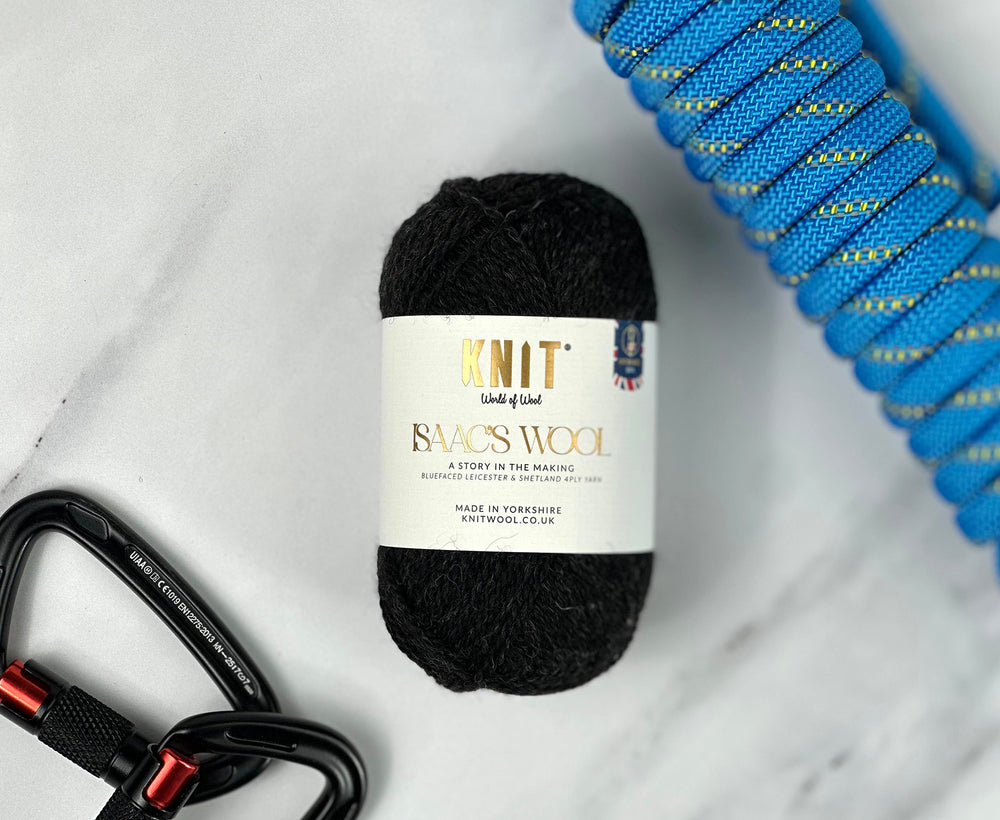 Roaches Black Isaac's Wool 4 Ply Yarn