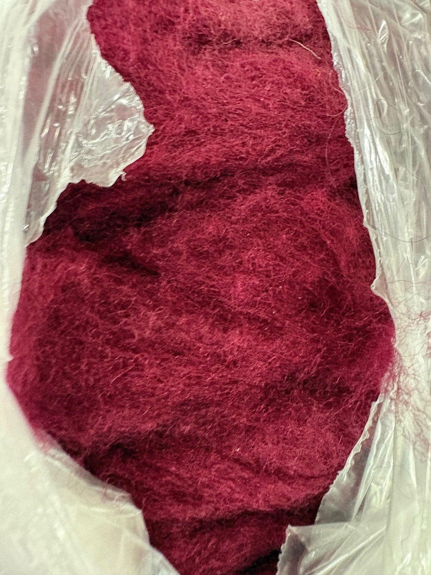 Carded Wool Sliver Ruby Red (4.4kg)