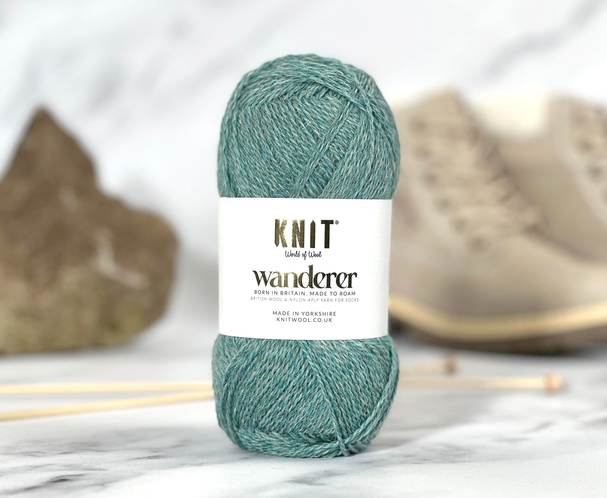 Alder Wanderer 4 Ply Yarn