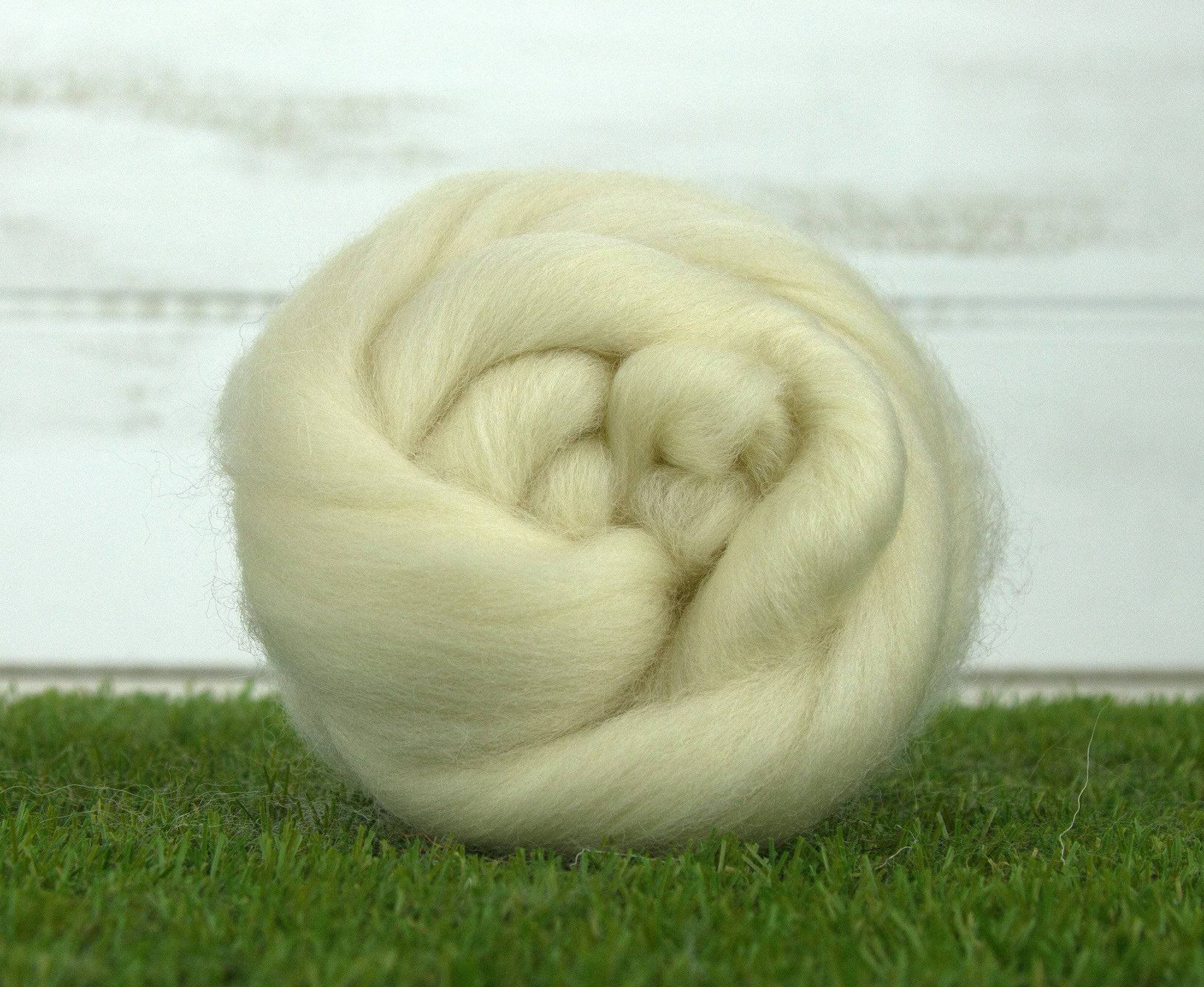 White Shetland Top - World of Wool