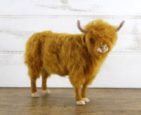 Hamish The Highland Cow  | Needle Felting Kit - World of Wool